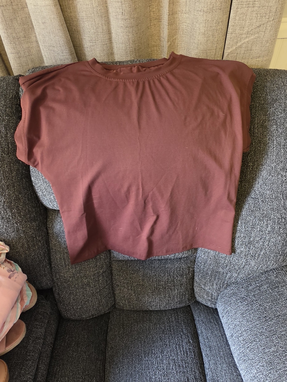 SHEIN Short Sleeve Crewneck Top in Maroon